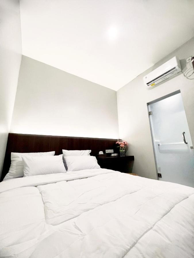 Sleep Center *